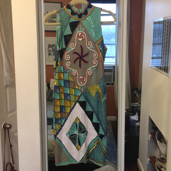 Dresses & Skirts - Vintage high next sequin shift dress
